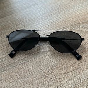 Tommy Hilfiger Oval Double Bridge Sunglasses - Black